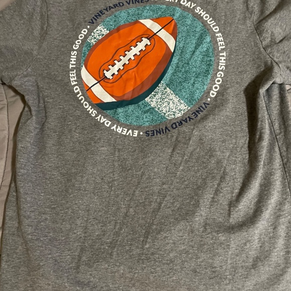 Short sleeve vineyard vines shirt - Picture 2 of 2